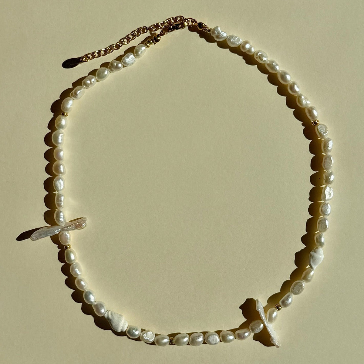 Pearl Coast Kaklo Vėrinys