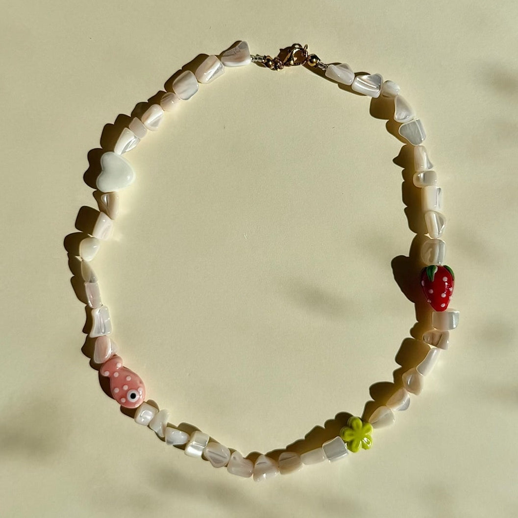 Strawberry Pearl Kaklo Vėrinys